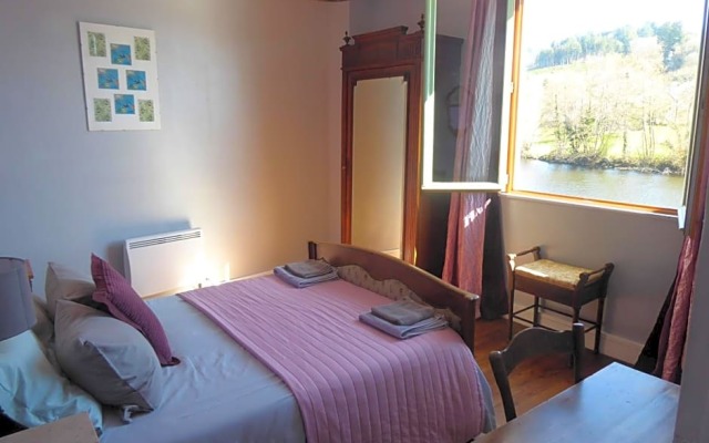 Chambres DHôtes LHirondelle du Lac