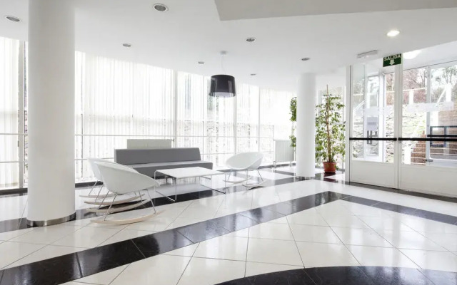 Residencia Universitaria Resa Siglo XXI