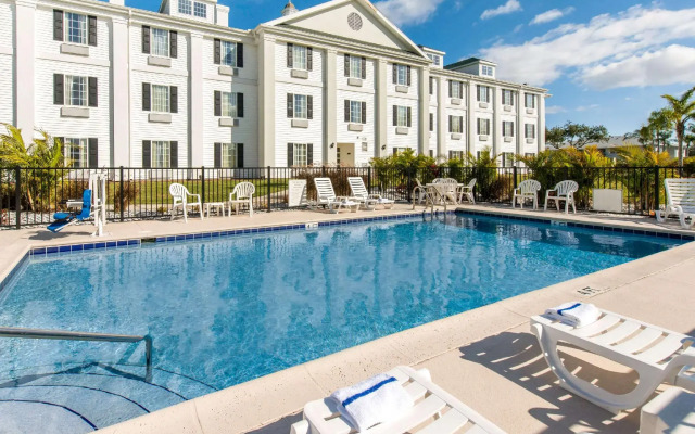 Quality Inn Palm Bay - Melbourne I-95