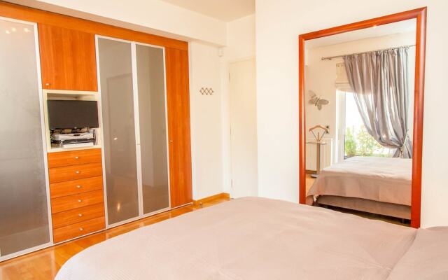 Beautiful apartment at Glyfada-Athens