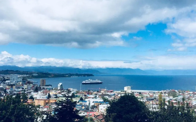 Austral View Hostel