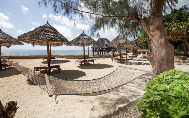 Paradise Beach Resort
