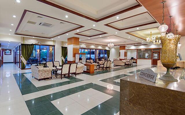 Miarosa İncekum Beach Hotel