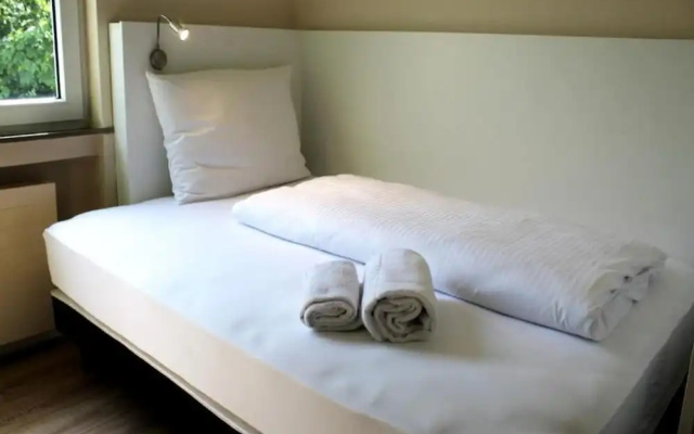 Bendorf Hotel by Belvilla Single Room