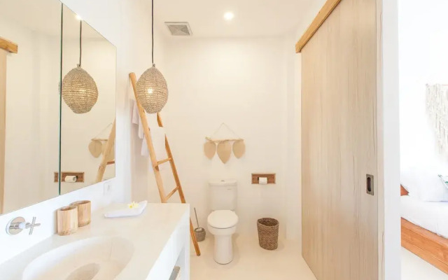 The Green Room Canggu - Hostel