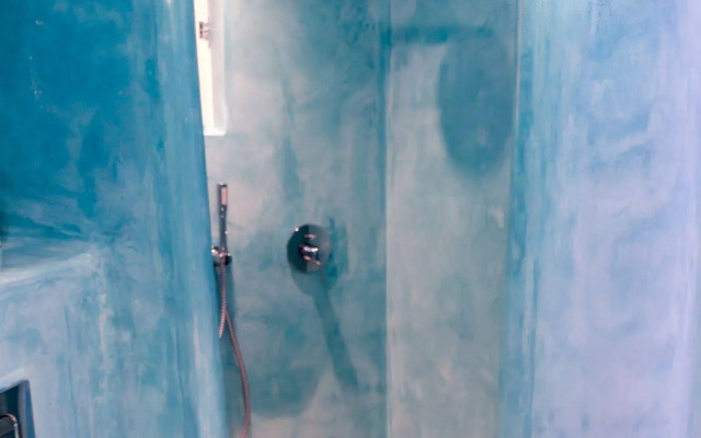 Oia Suites