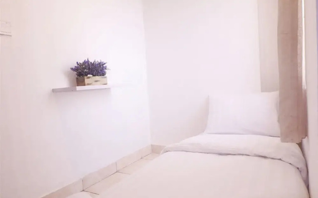 Penthouse Level Apartment At Mall Of Indonesia (MOI) Gading