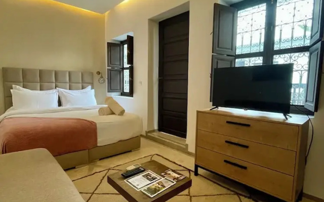 Riad Awatif le 36