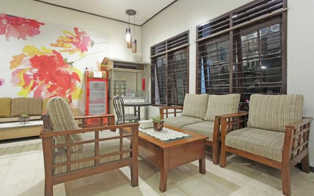RedDoorz @ Soekarno Hatta 2