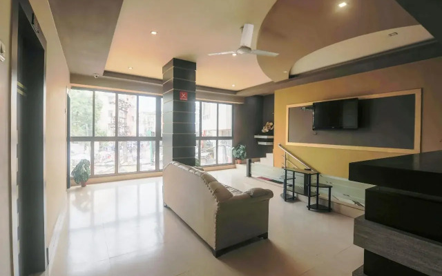 OYO 22098 Hotel Aryan Grand