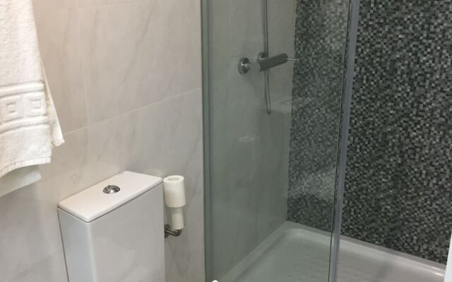 White Almada Oporto Apartments