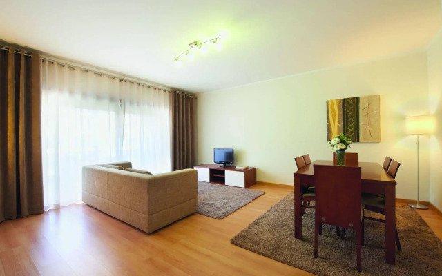 Real Marina Residence