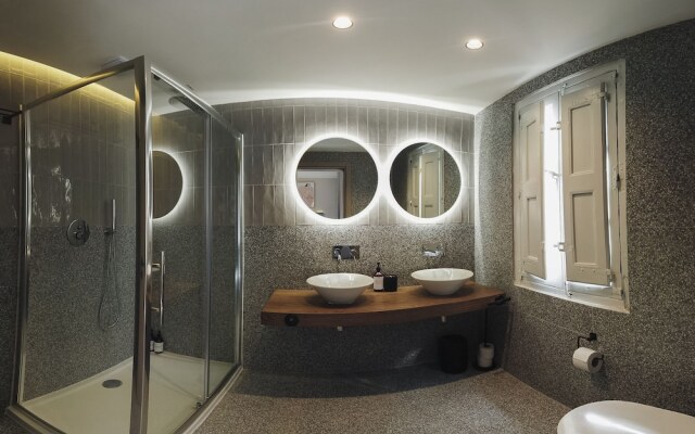 Maria Rosa Suites