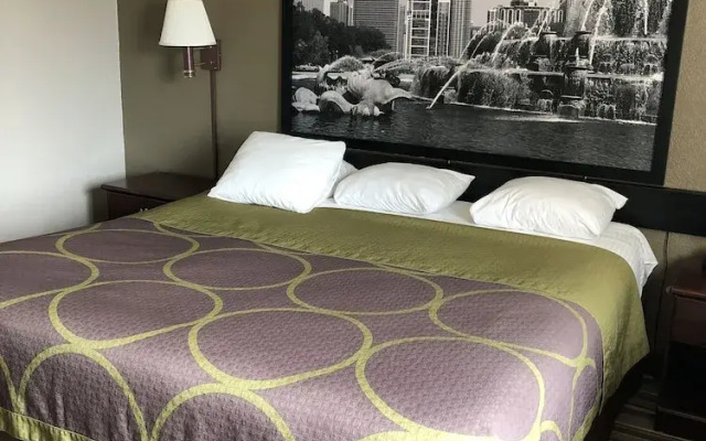 Super 8 Aurora/Naperville Area