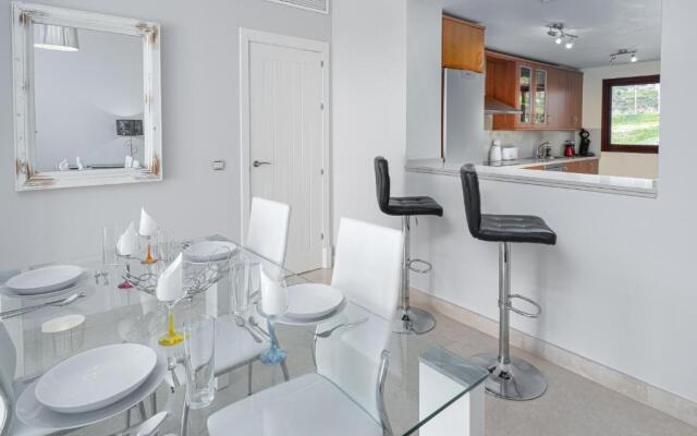 2086-Amazing penthouse 2 terraces sea view