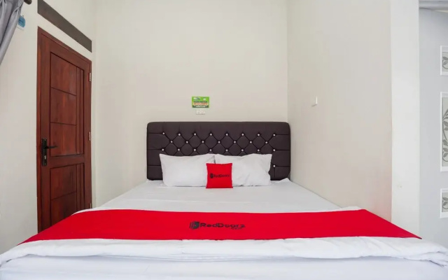 RedDoorz @ Jalan Urip Sumoharjo Lampung 2