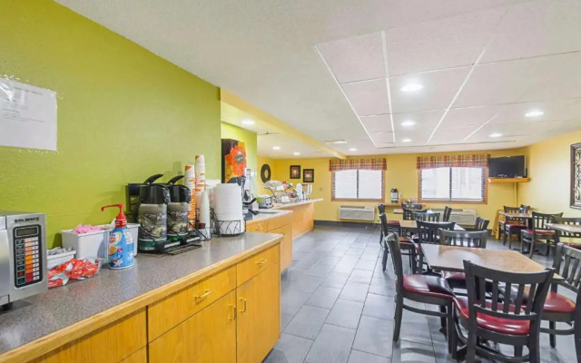 Baymont Inn & Suites Harrington