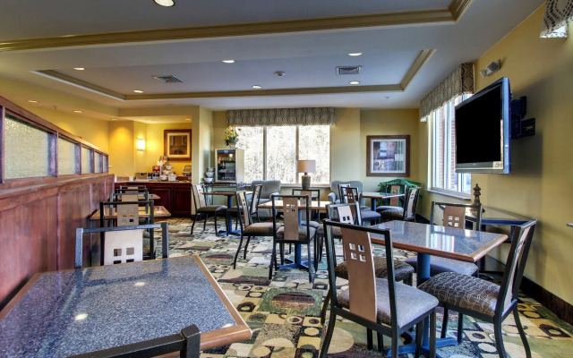 Comfort Suites Biloxi - Ocean Springs
