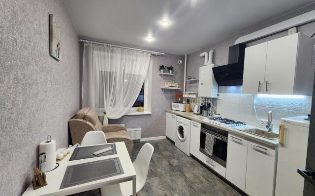 Аполион на улице Набережная 19а