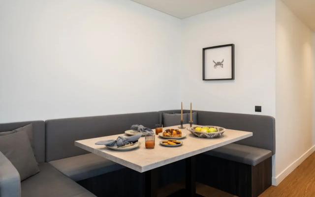 2BD Penthouse Sea View Luxury Apartment