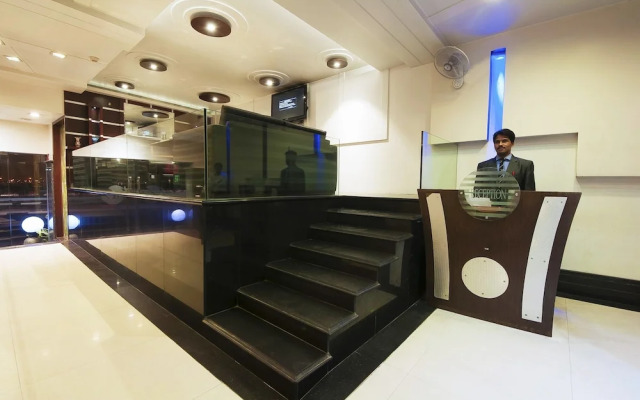 Hotel Delhi 37 Near - Delhi Airport