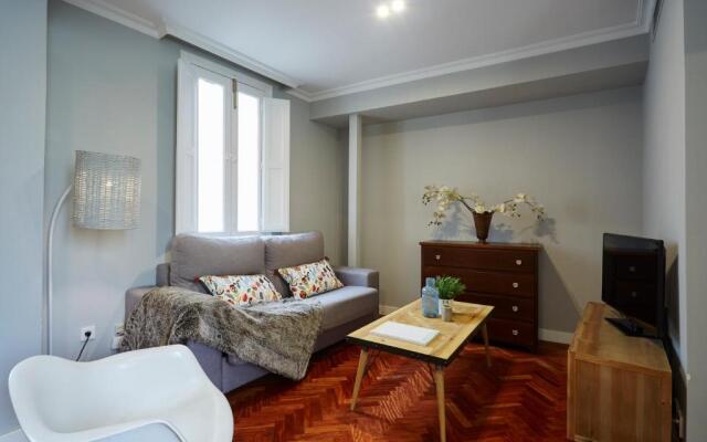 LEEWAYS APARTMENT V in ALCALÁ 99