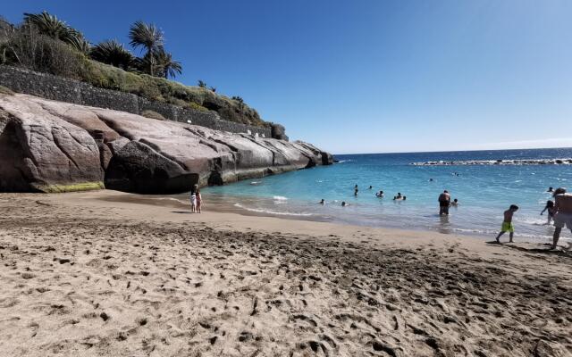 Home2Book Sunny Apt Los Cardones, Terrace & Pool