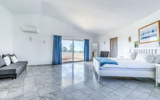 Vila Paraiso in Carvoeiro