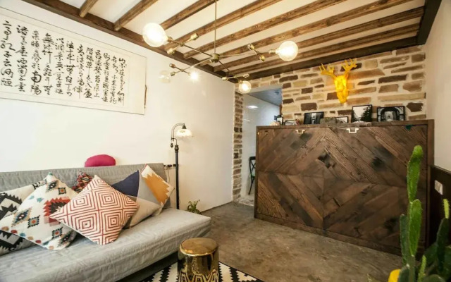 JY Distributed Theme Hotel Apartment