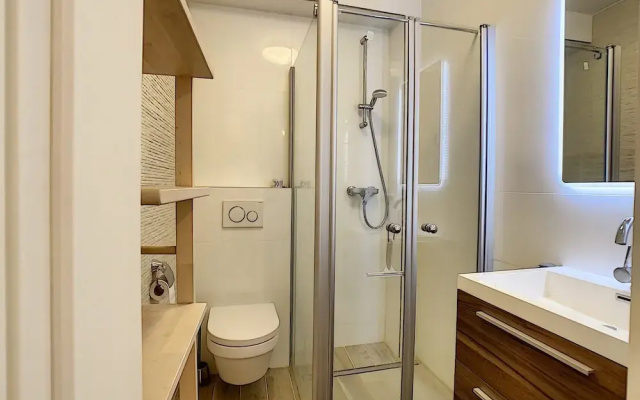 Brand New Studio in City Center