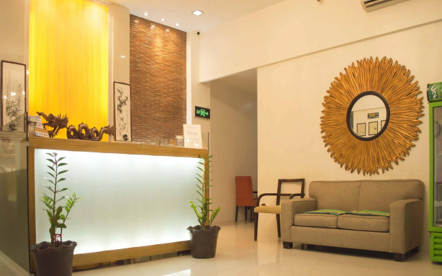 Viven Hotel