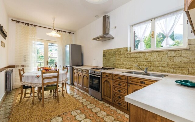 Amazing Home in Lovran With Wifi and 3 Bedrooms