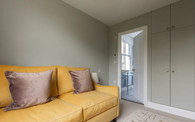 Brewster Gardens III by Onefinestay