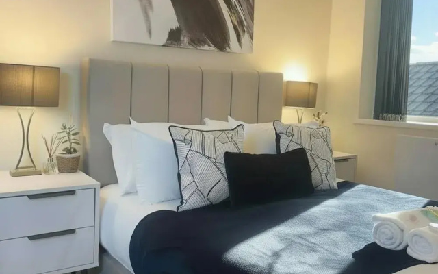 Clifton Apartment