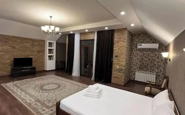 Lite Guest House