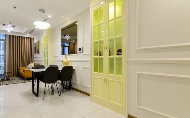 Royal Apartment