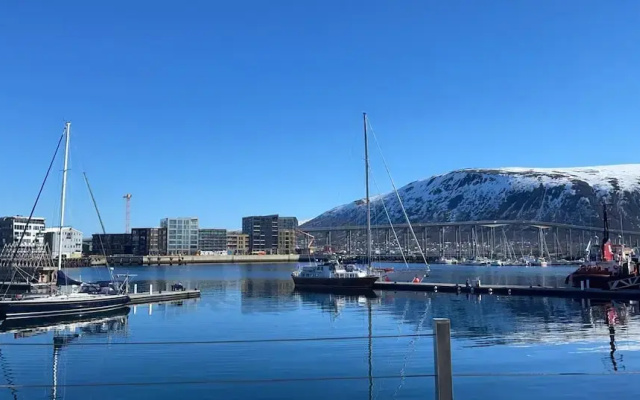 Nice Apartment Near to City Center of Tromso