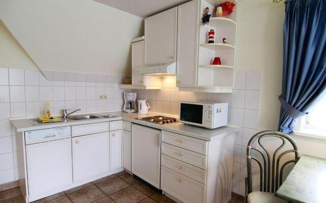 Haus-Meisennest-Wohnung-Amsel