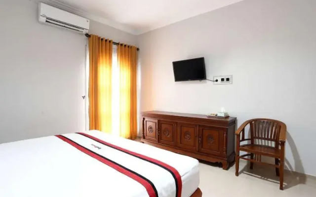 Reddoorz Plus Near Adisucipto Airport 2