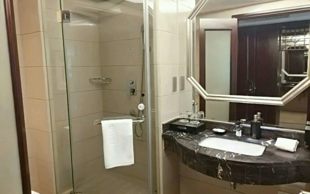HengNa International Hotel