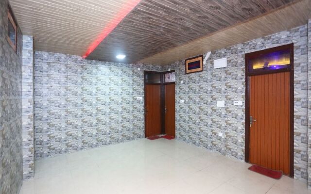 OYO 28835 Hotel Star