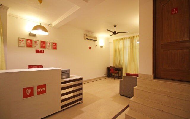 OYO Flagship 592 Hauz Khas Village