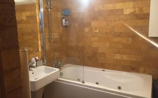 Apartament la curte Reset Club