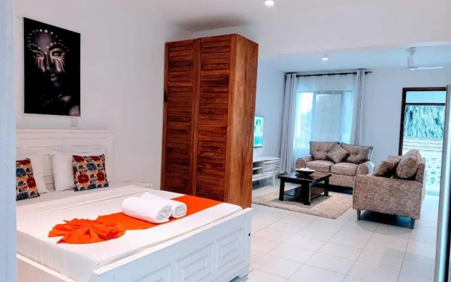Pontoon Residence & Suites