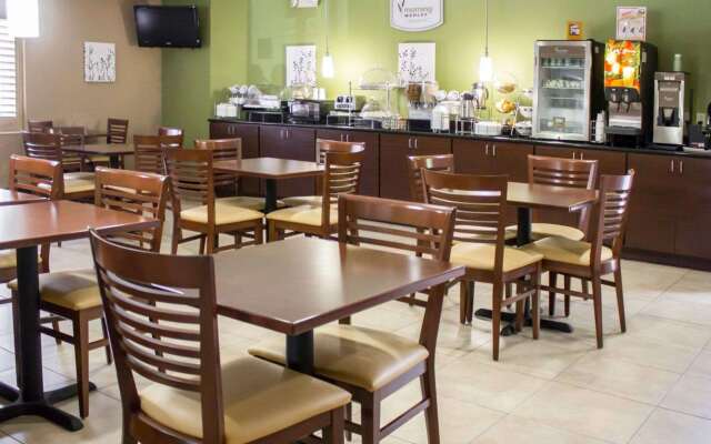 Sleep Inn & Suites Columbus - State University Area