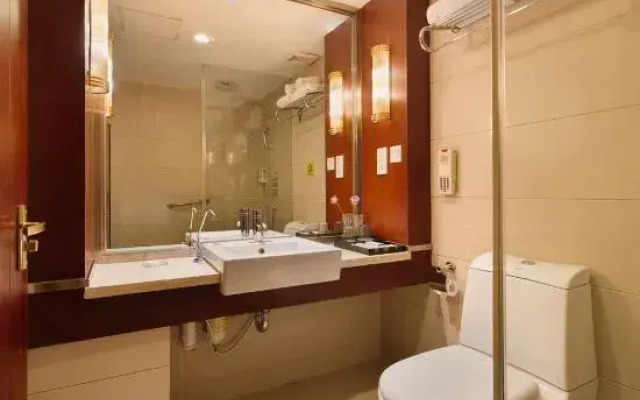 Sunshine Hotel