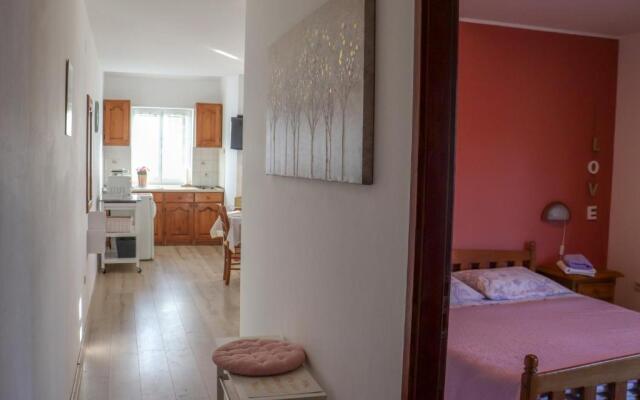 APARTMENT ANNA 350m FROM THE BEACH