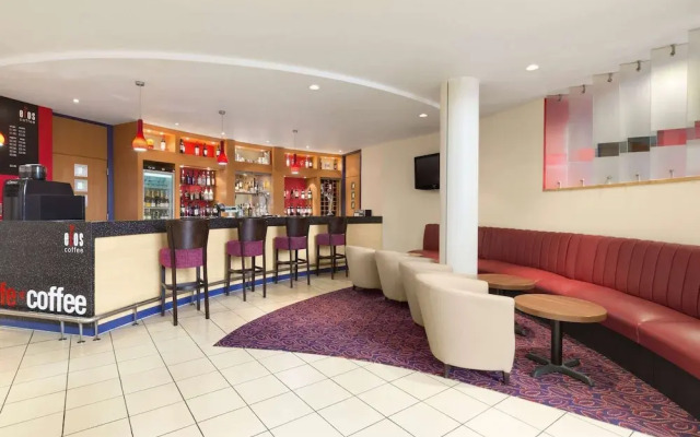 Ramada London North M1