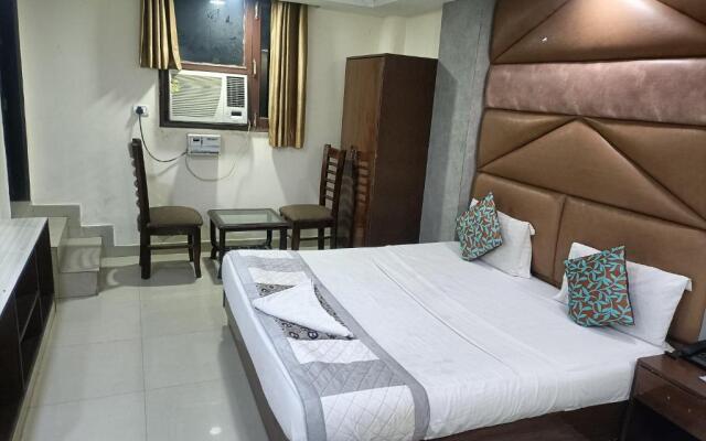 OYO Hotel King Plaza