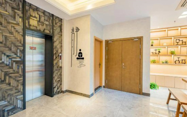 Qihe Lakeview Hotel (Jiaxing Nanhu Red Boat Branch)